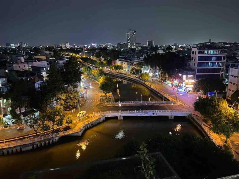 Riversidehome Nearairport/netflix/chill/terrace * TP. Hồ Chí Minh