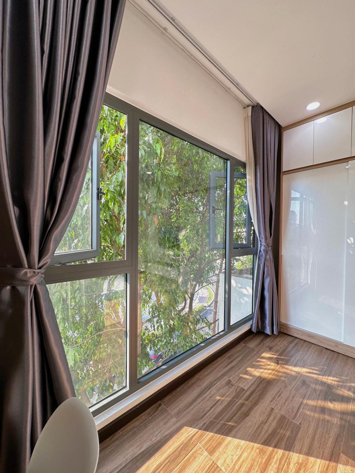 Riversidehome Nearairport/netflix/chill/terrace Căn hộ